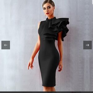 Ruffle Shoulder Bandage Dress med nwot